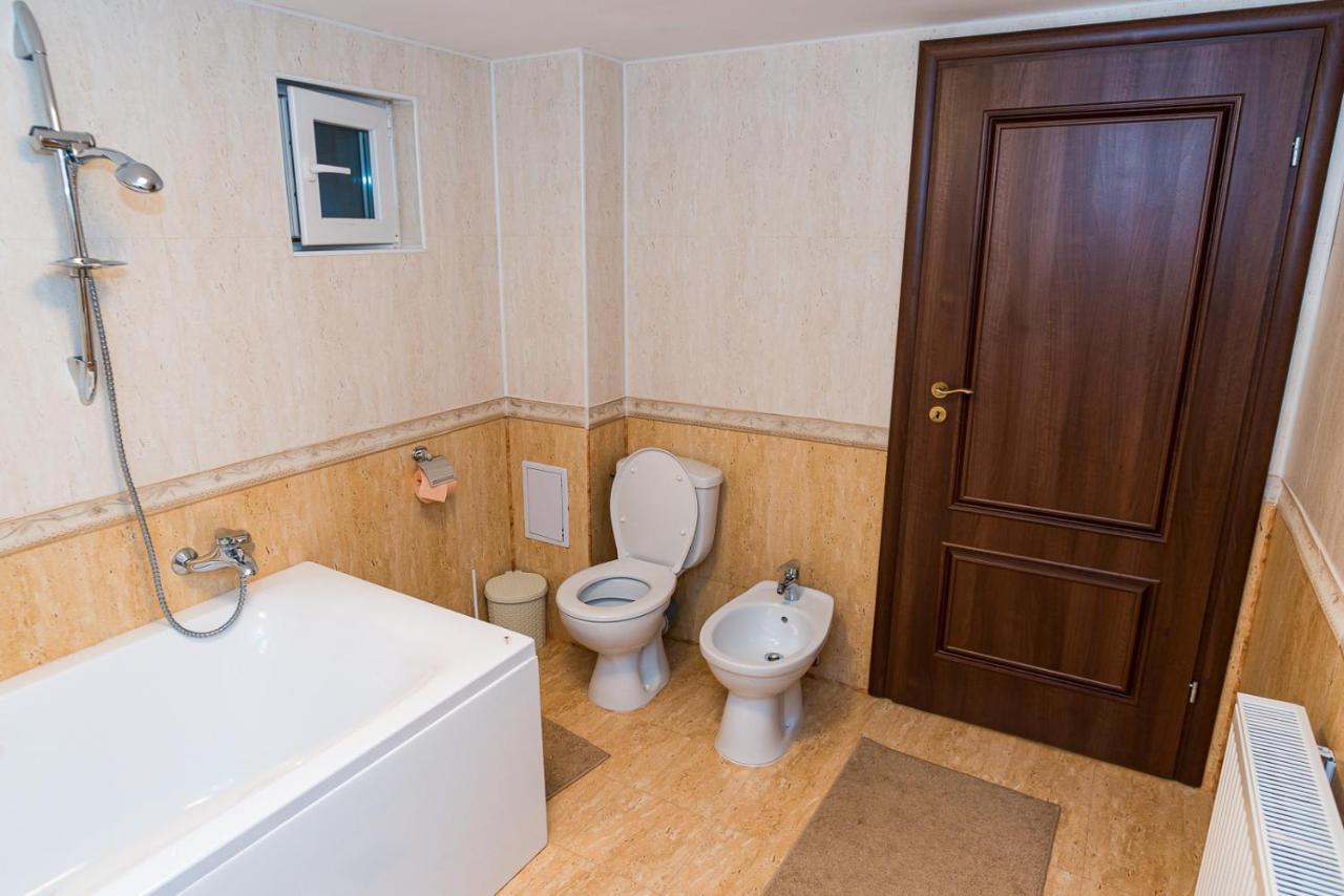 Casa Luca Hotel Moldova Noua Eksteriør billede