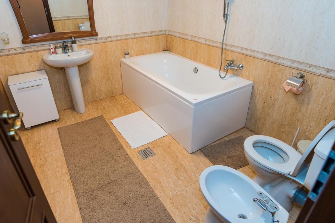 Casa Luca Hotel Moldova Noua Eksteriør billede
